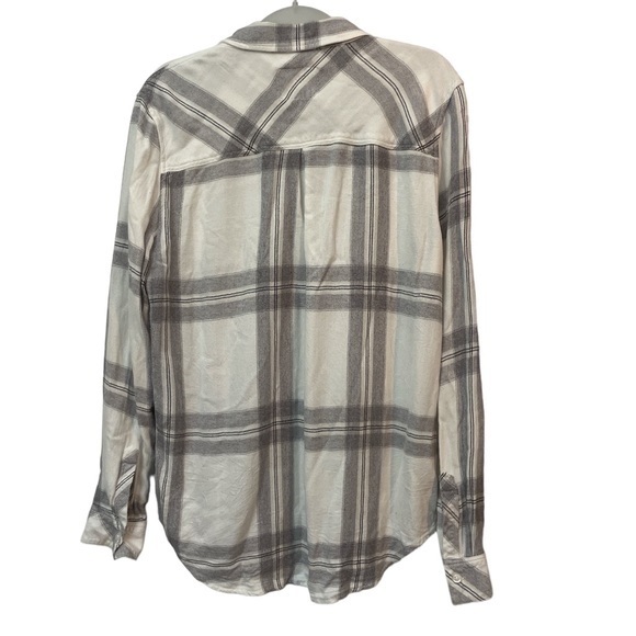 Rails Button down woman’s shirt size‎ Medium - Picture 9 of 12